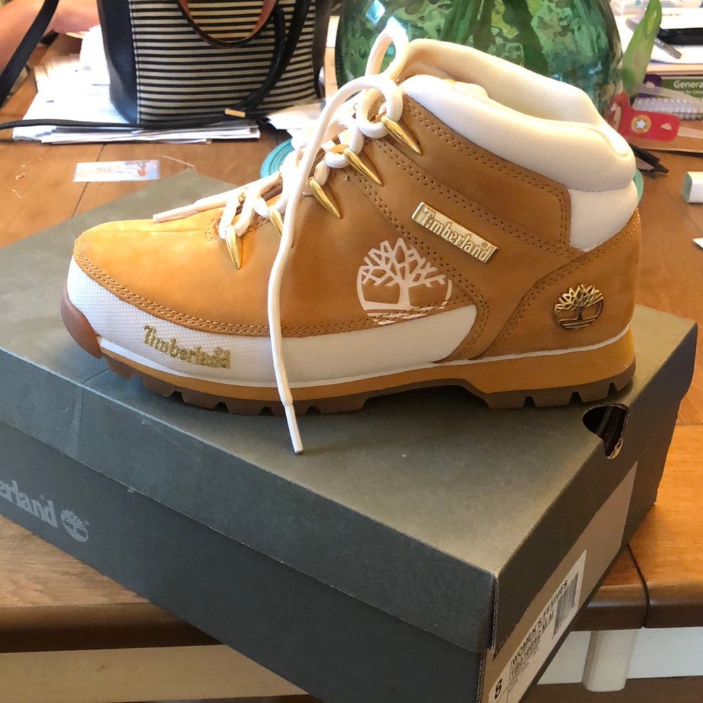Women’s Timberlands